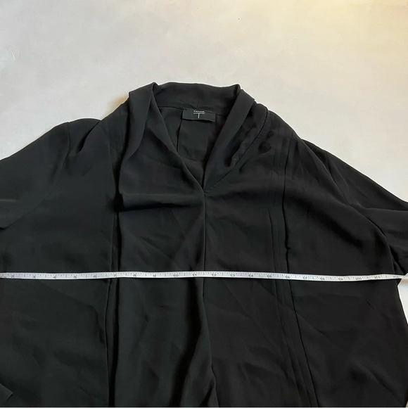 Tahari Black Women’s Extra Large XL Top  Blouse AUTHENTIC NWT V- neck - Picture 4 of 9